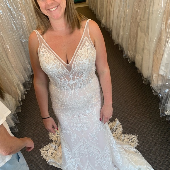 Fit & Flare Wedding Dress-Never Worn - Picture 8 of 9